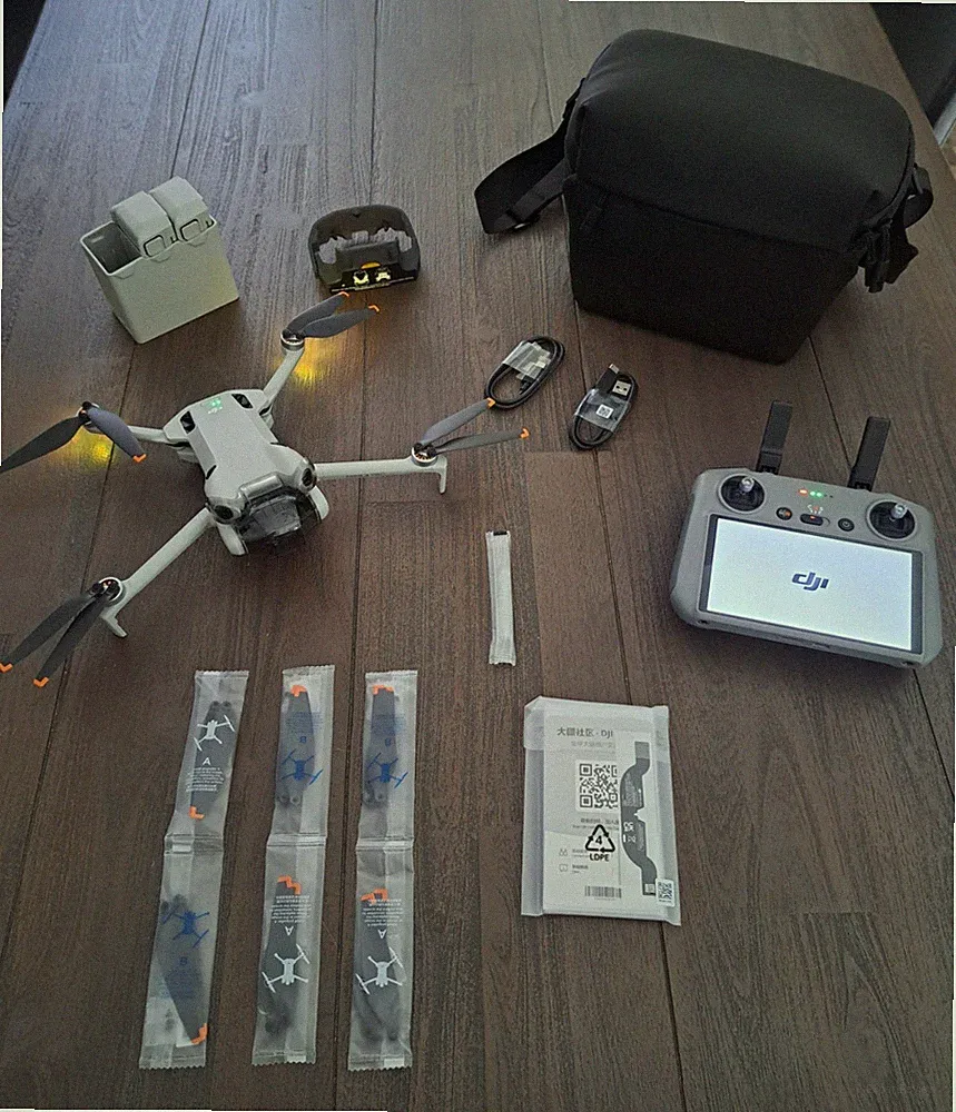 DJI Mini 4 Pro Fly More Combo (RC2) Kameradrohne | OVP | TopZustand Restgarantie