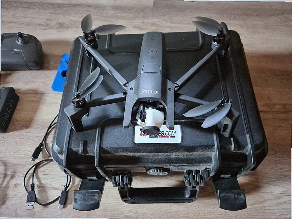 Parrot Drohnen mit 4K-Kamera